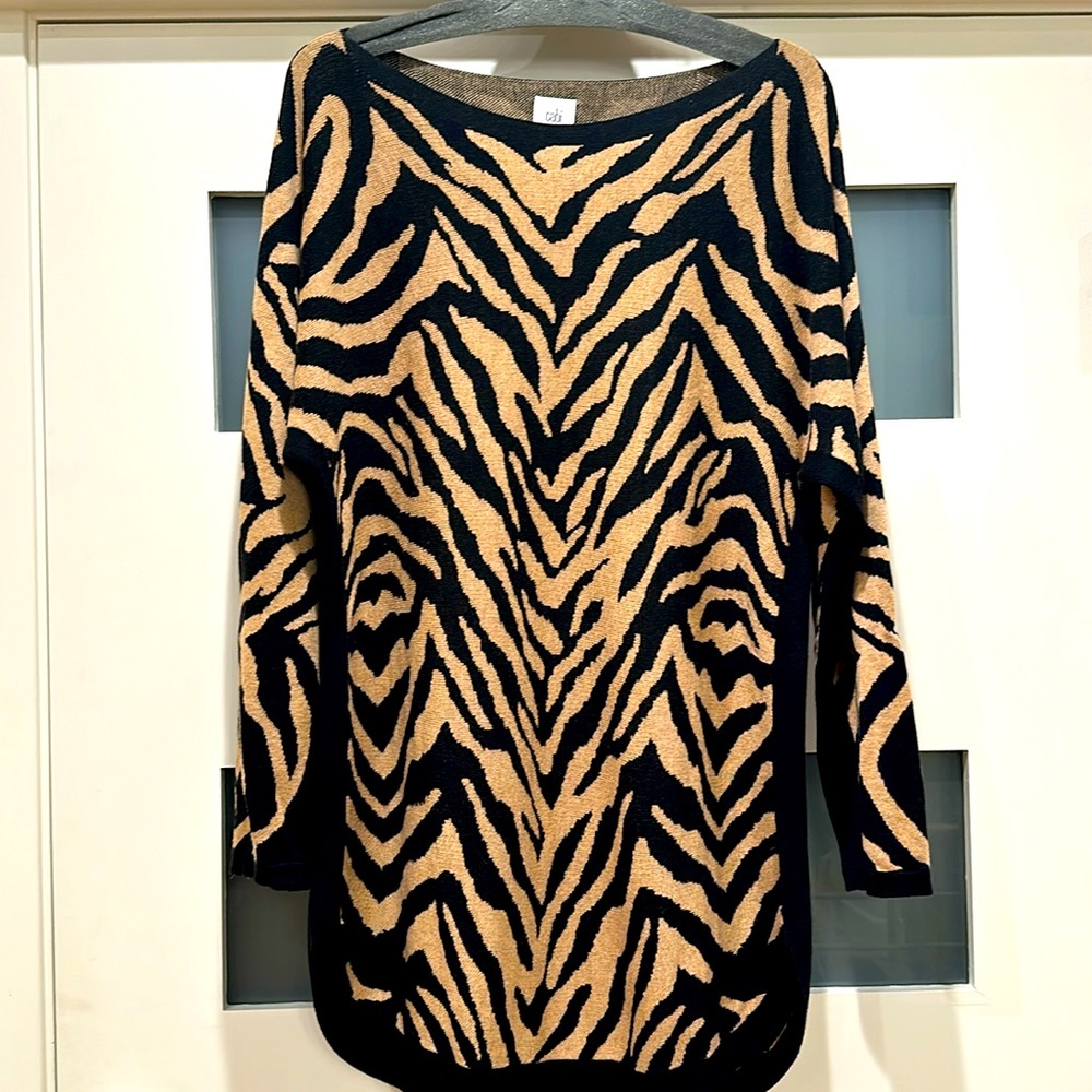 CABI Dani Women’s Black Tan Leopard Print Round Neck Pullover Size Medium EUC